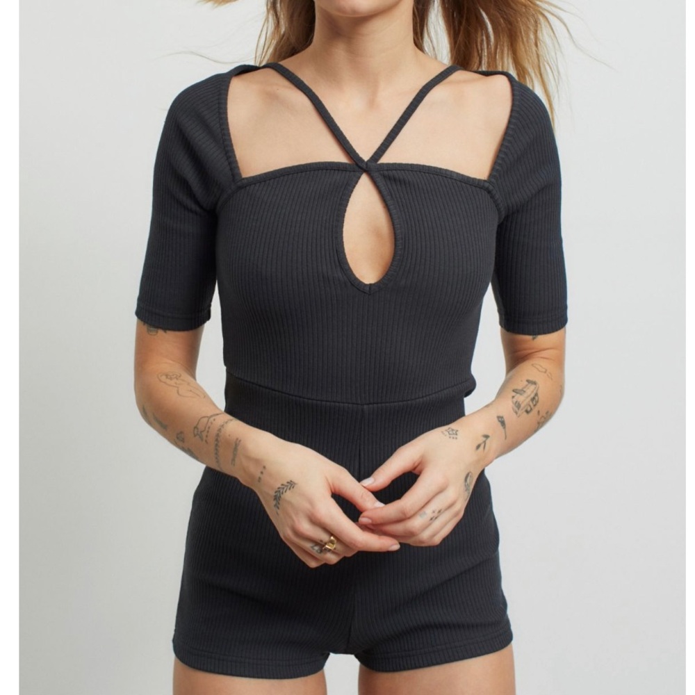 NWT Urban Outfitters Jules Keyhole Catsuit Romper